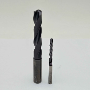 Carbide drill, helical, 5xD with watering