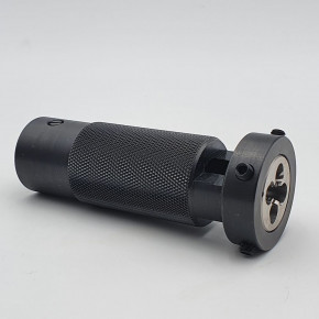 Holder for dies for conventional lathe